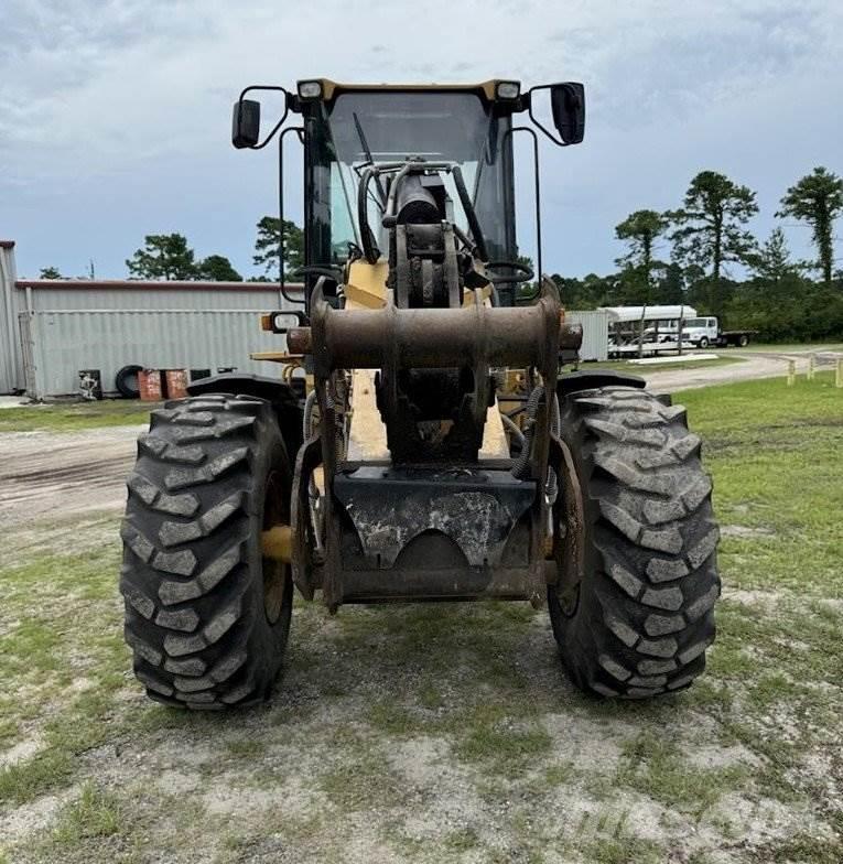 CAT 924G Kolové nakladače