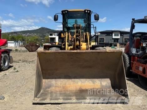 CAT 924K Kolové nakladače