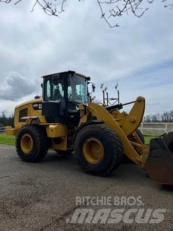 CAT 926M Kolové nakladače