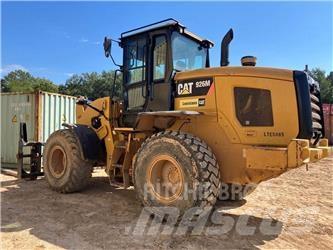 CAT 926M Kolové nakladače