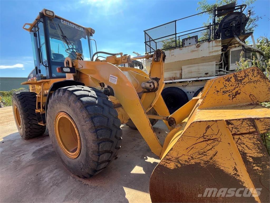 CAT 928G Kolové nakladače