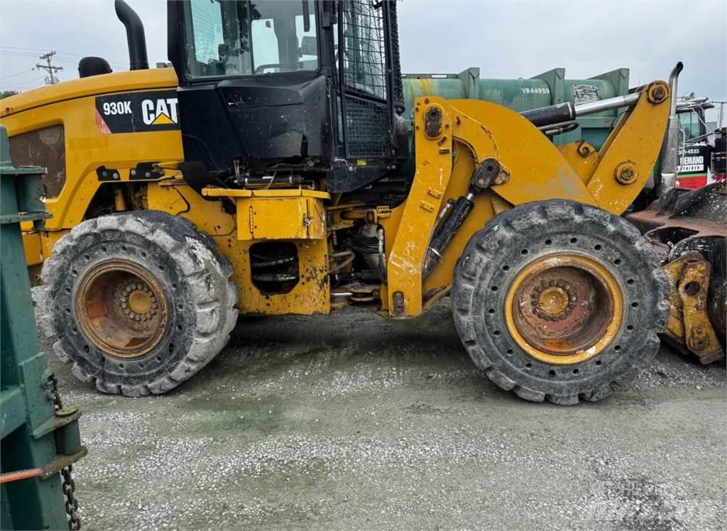 CAT 930K Kolové nakladače