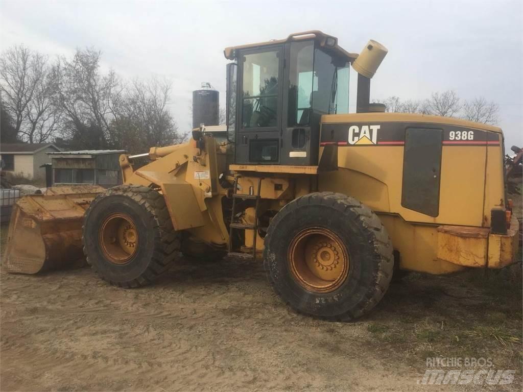 CAT 938G Kolové nakladače