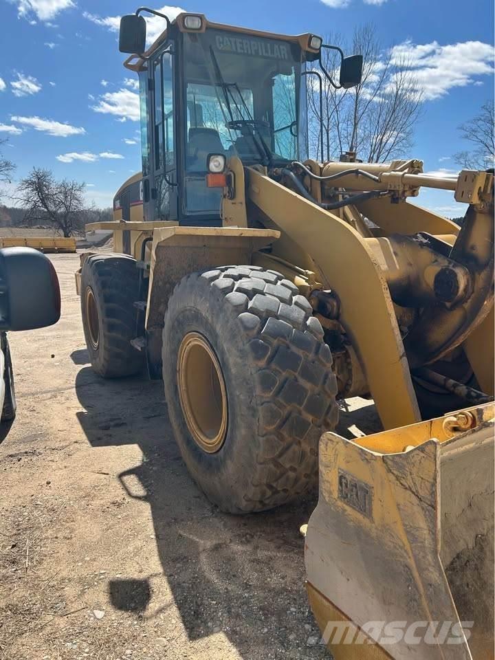 CAT 938G Kolové nakladače