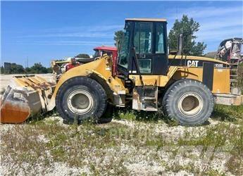 CAT 950G Kolové nakladače