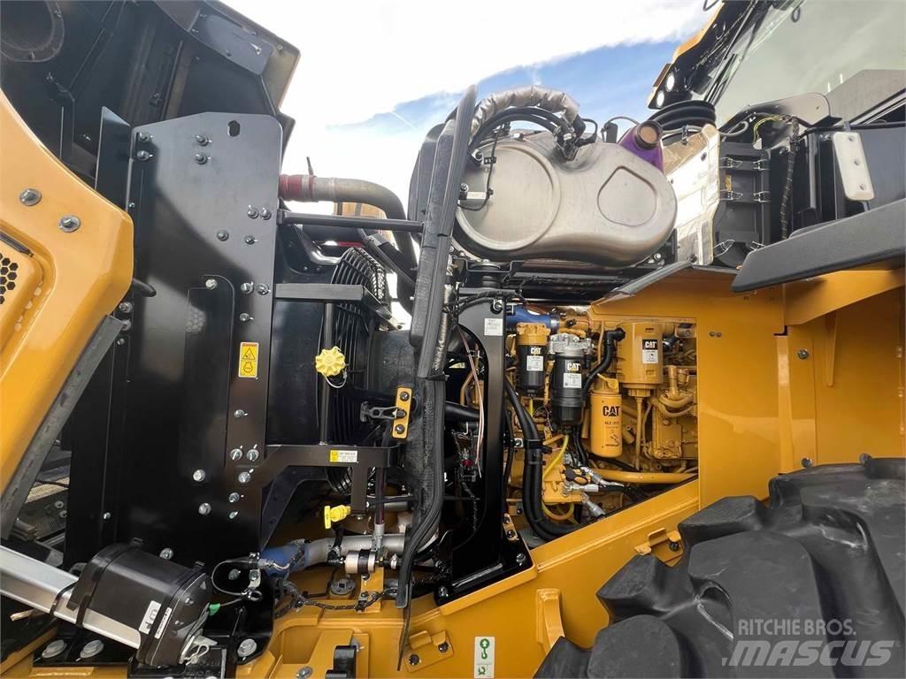 CAT 950M Kolové nakladače
