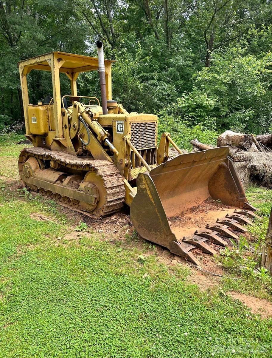 CAT 951C Pásové nakladače