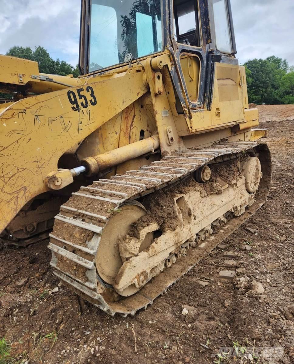 CAT 953 Pásové nakladače