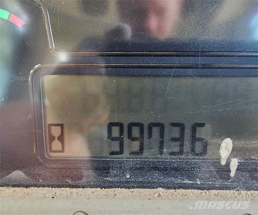 CAT 953D Pásové nakladače