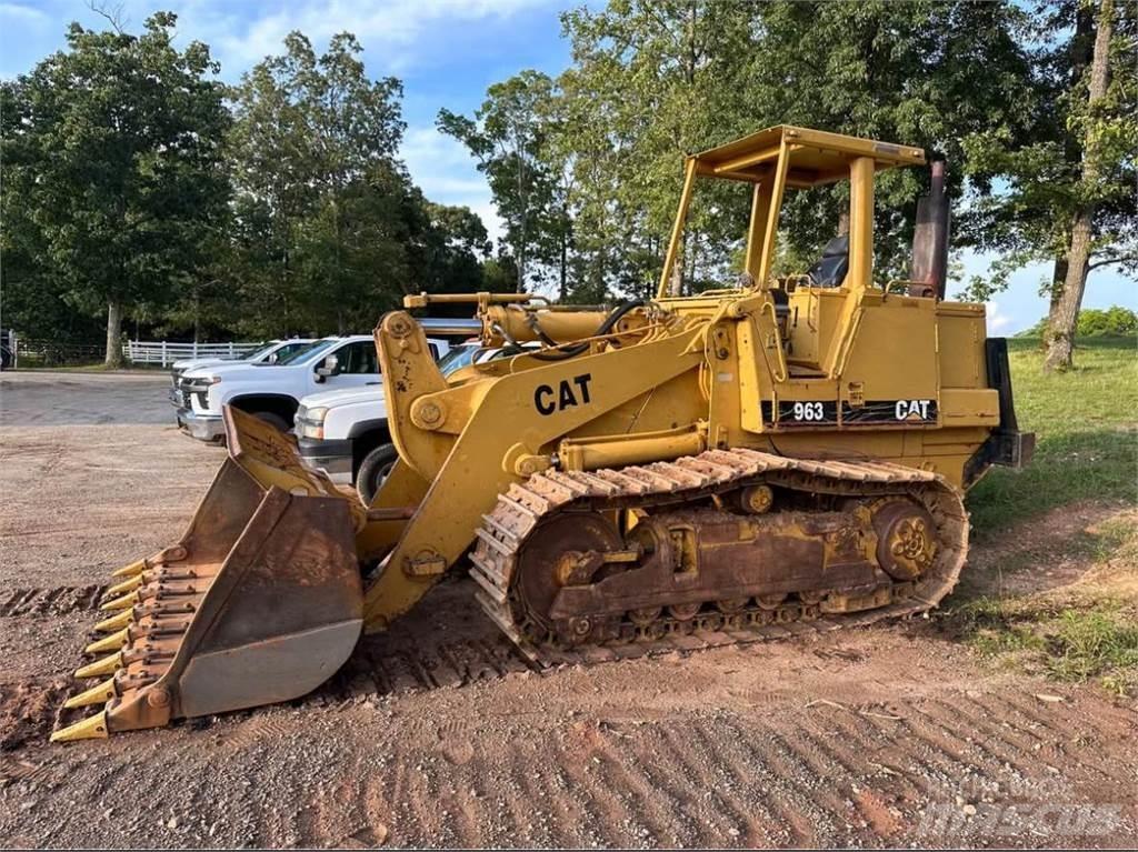 CAT 963 Pásové nakladače