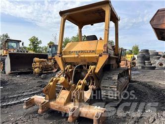 CAT 977 Pásové nakladače