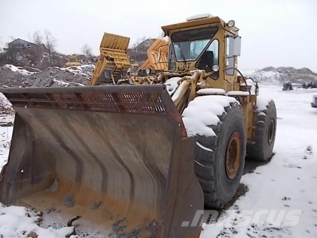CAT 980B Kolové nakladače