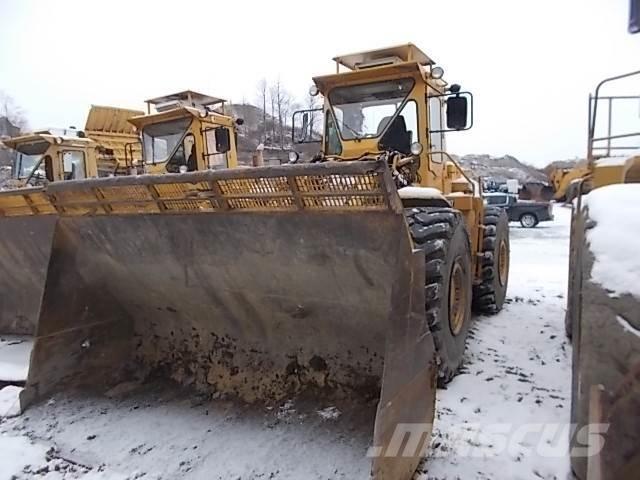 CAT 980B Kolové nakladače