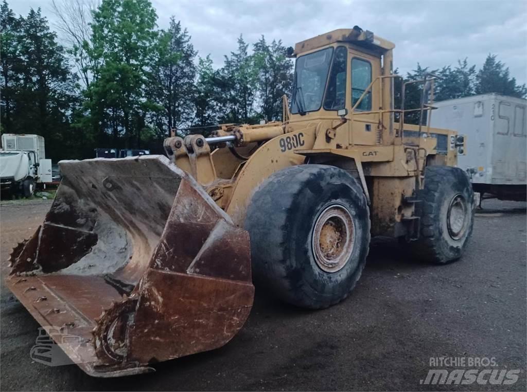 CAT 980C Kolové nakladače