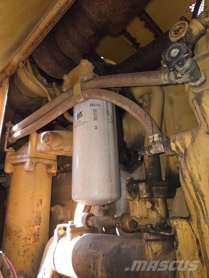 CAT 980C Kolové nakladače