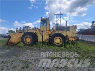 CAT 988B Kolové nakladače
