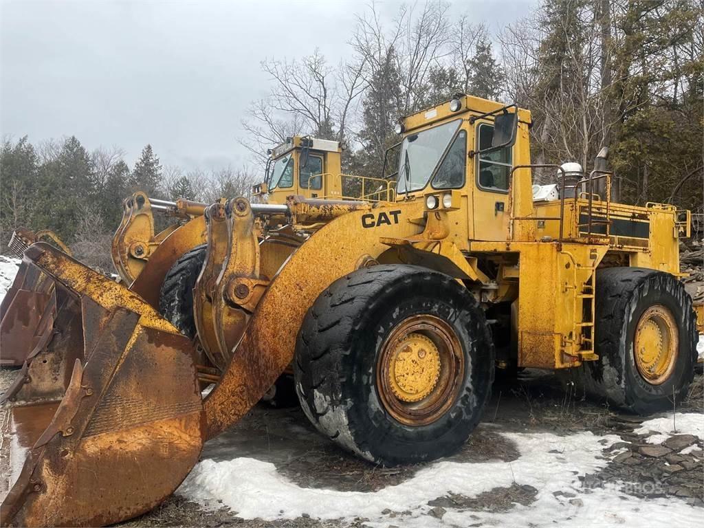 CAT 988B Kolové nakladače