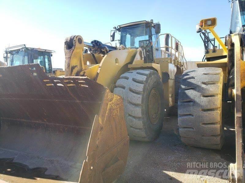 CAT 988K Kolové nakladače