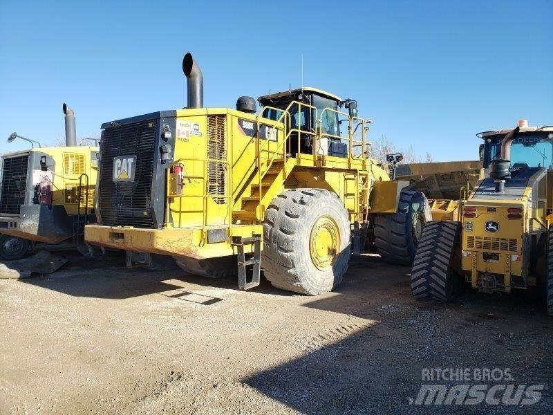 CAT 988K Kolové nakladače