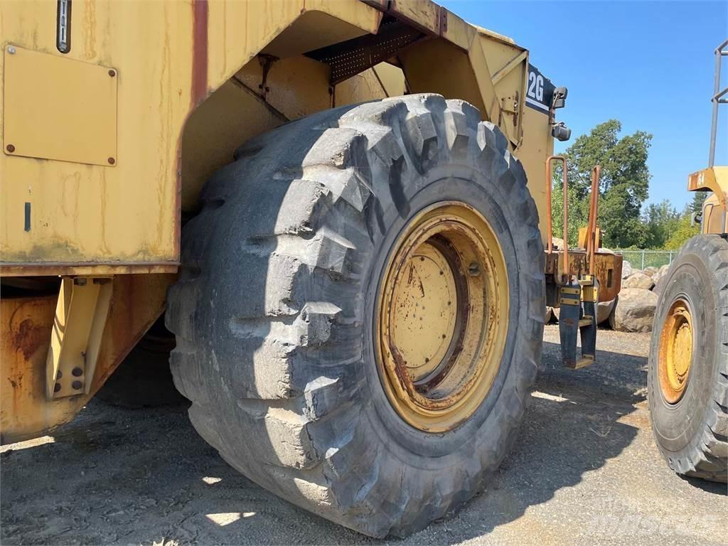 CAT 992G Kolové nakladače
