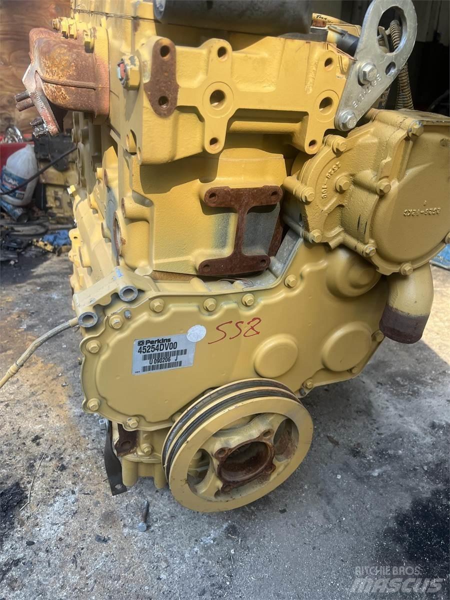 CAT C4.4 Motory
