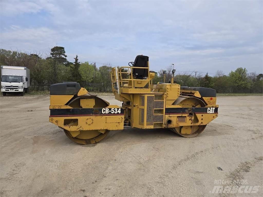 CAT CB-534 Tahačové válce