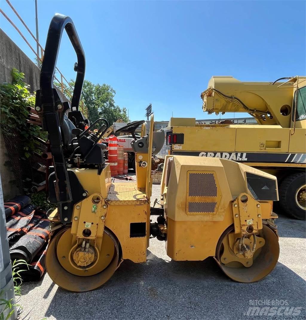 CAT CB22 Tahačové válce