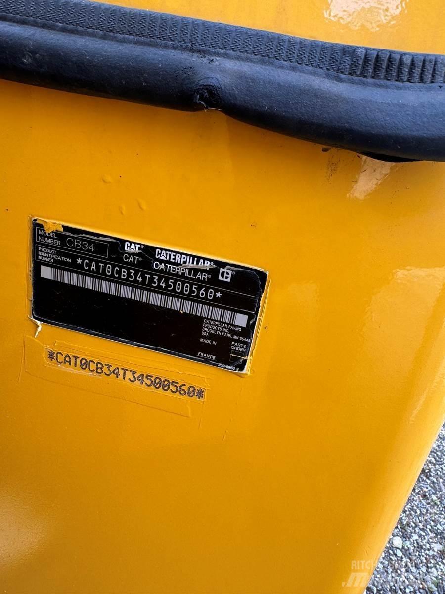 CAT CB34 Finišery