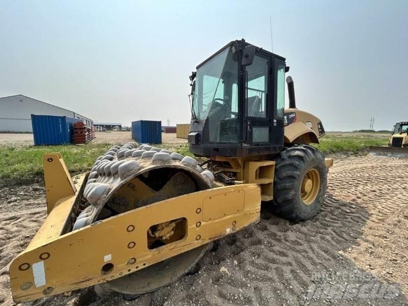 CAT CP563E Půdní kompaktory