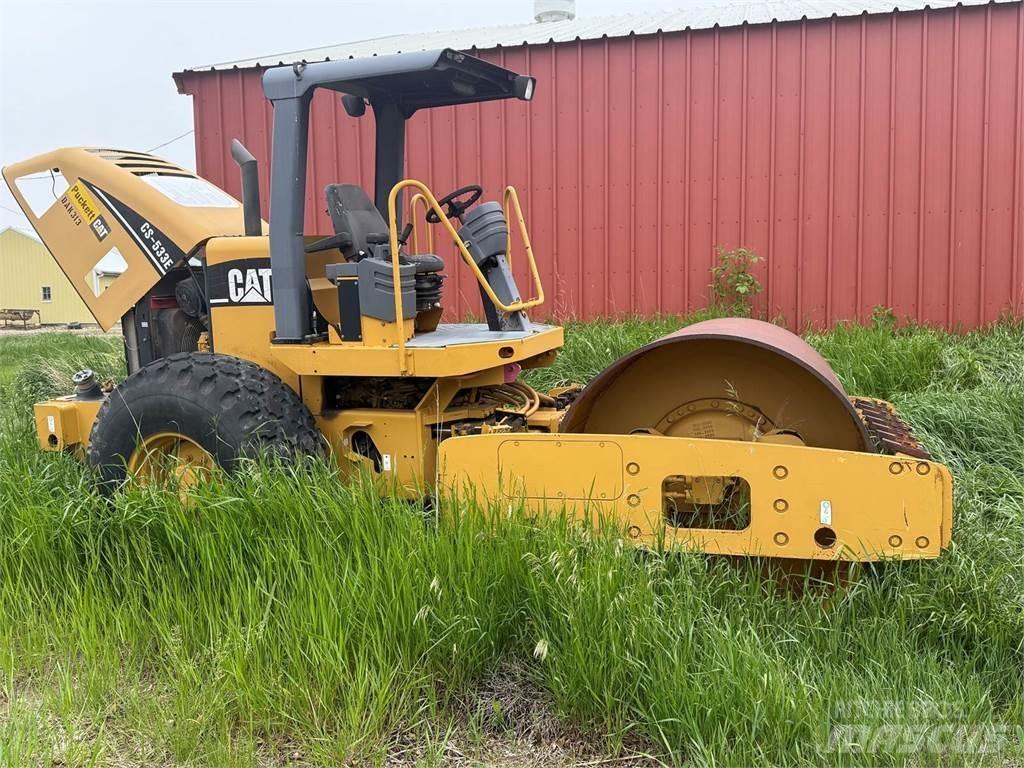 CAT CS533E Tahačové válce