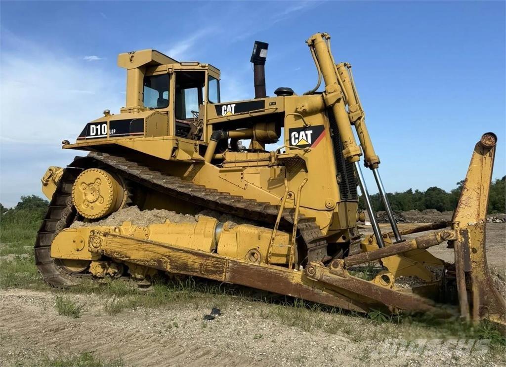 CAT D10 Pásové dozery