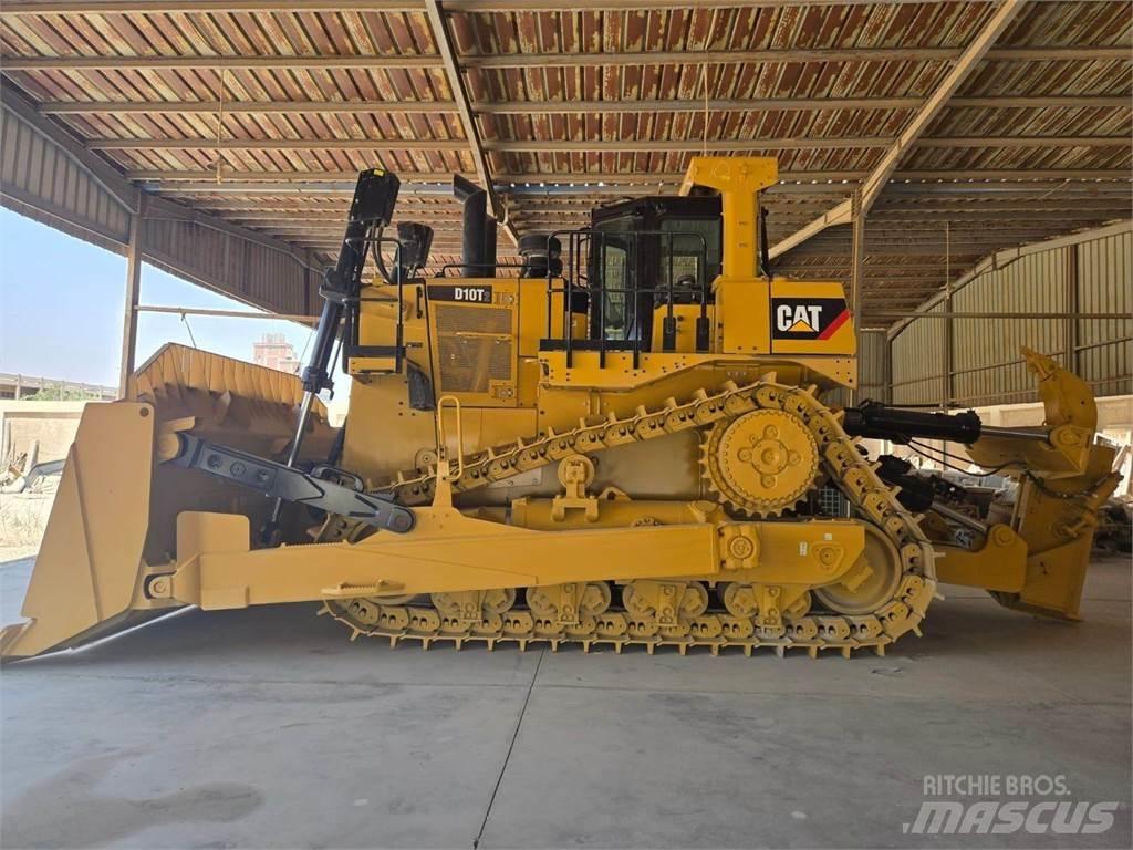 CAT D10T2 Pásové dozery