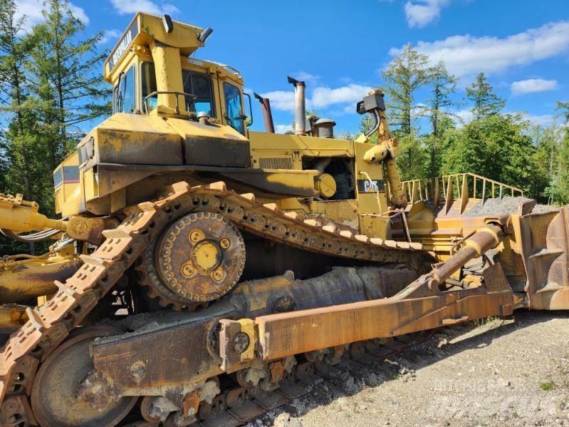 CAT D11N Pásové dozery