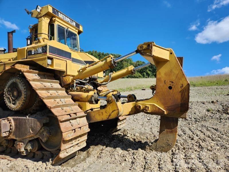 CAT D11N Pásové dozery