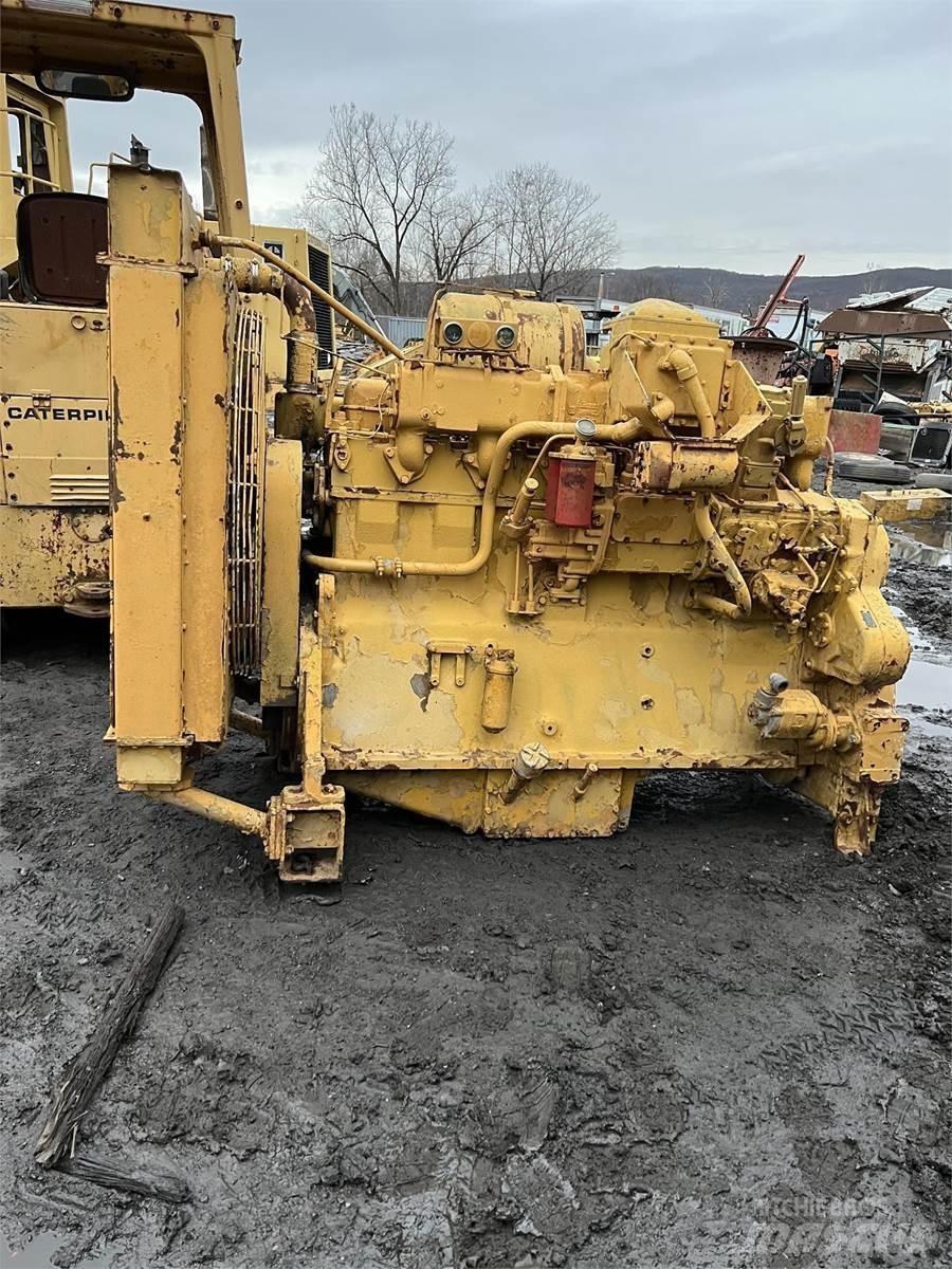 CAT D353 Motory