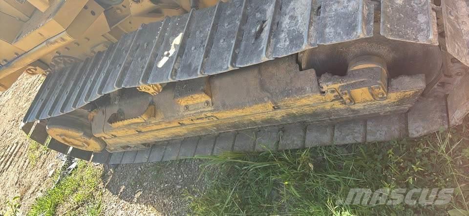 CAT D3C XL Pásové dozery