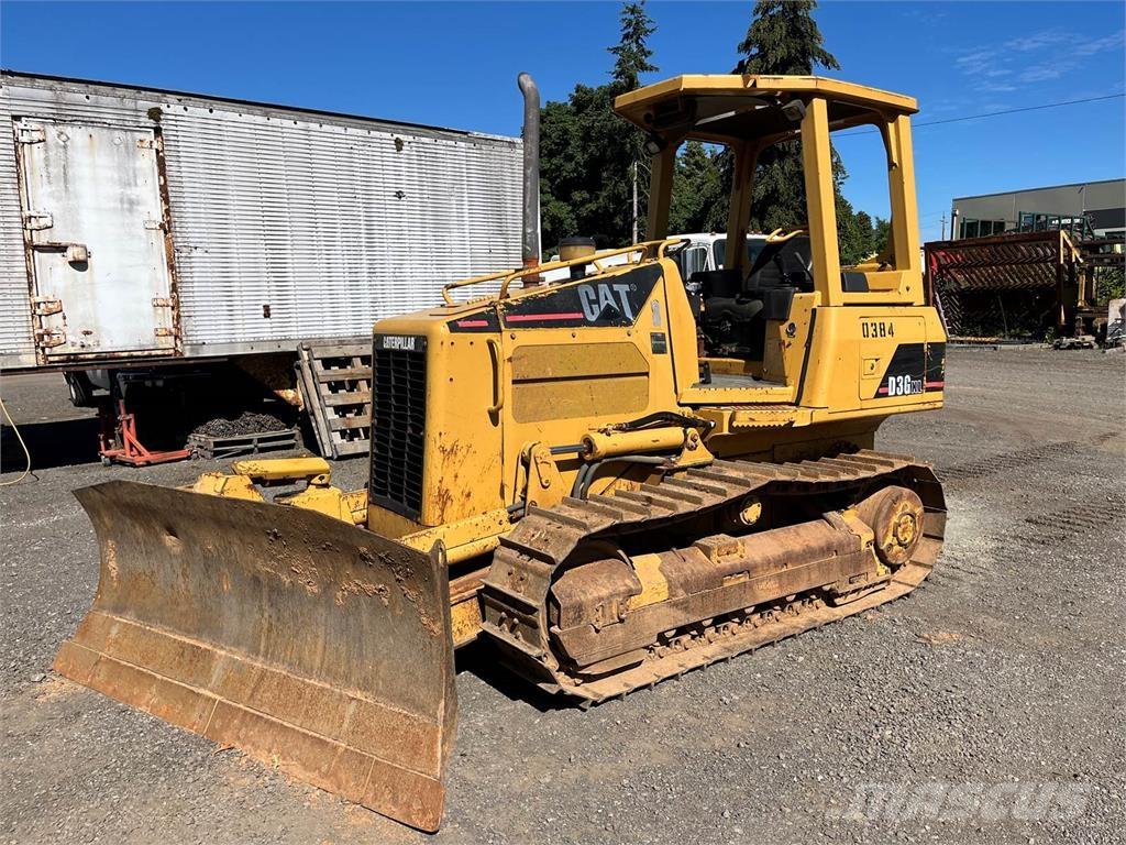 CAT D3G XL Pásové dozery