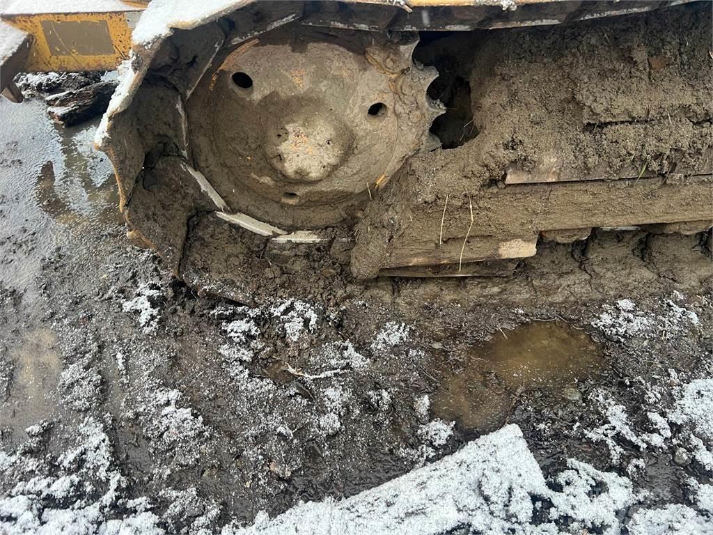CAT D5C Pásové dozery