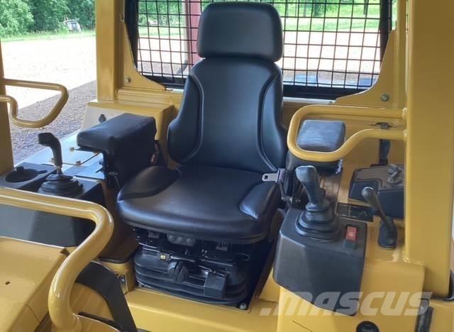 CAT D5G XL Pásové dozery