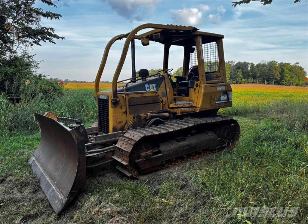 CAT D5G XL Pásové dozery