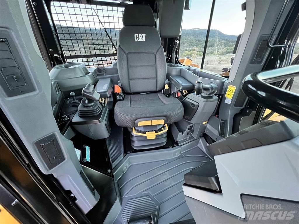CAT D6 XL Pásové dozery