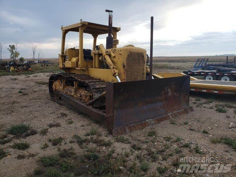 CAT D6C Pásové dozery