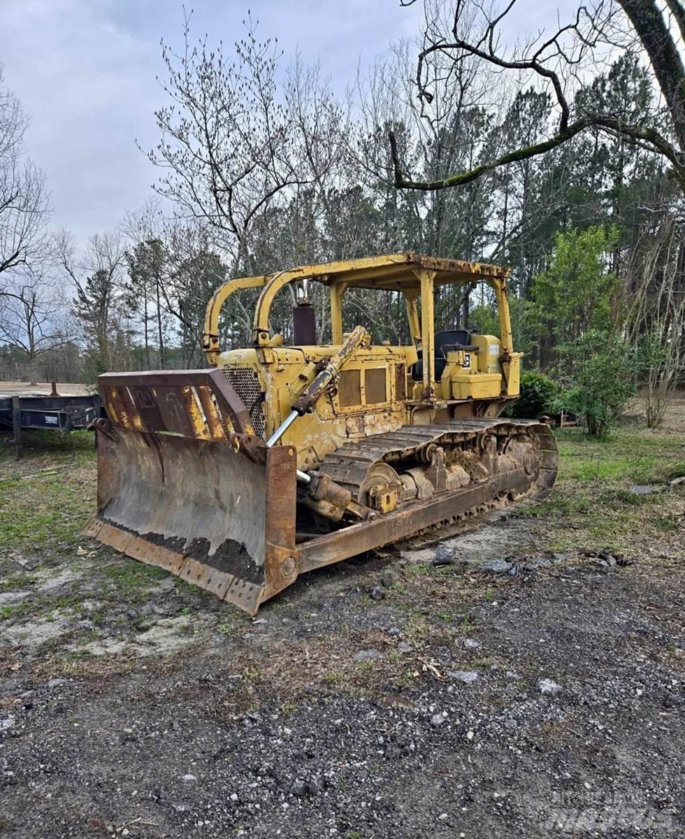 CAT D6C Pásové dozery