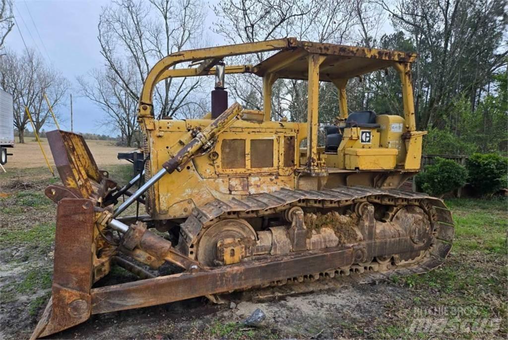 CAT D6C Pásové dozery