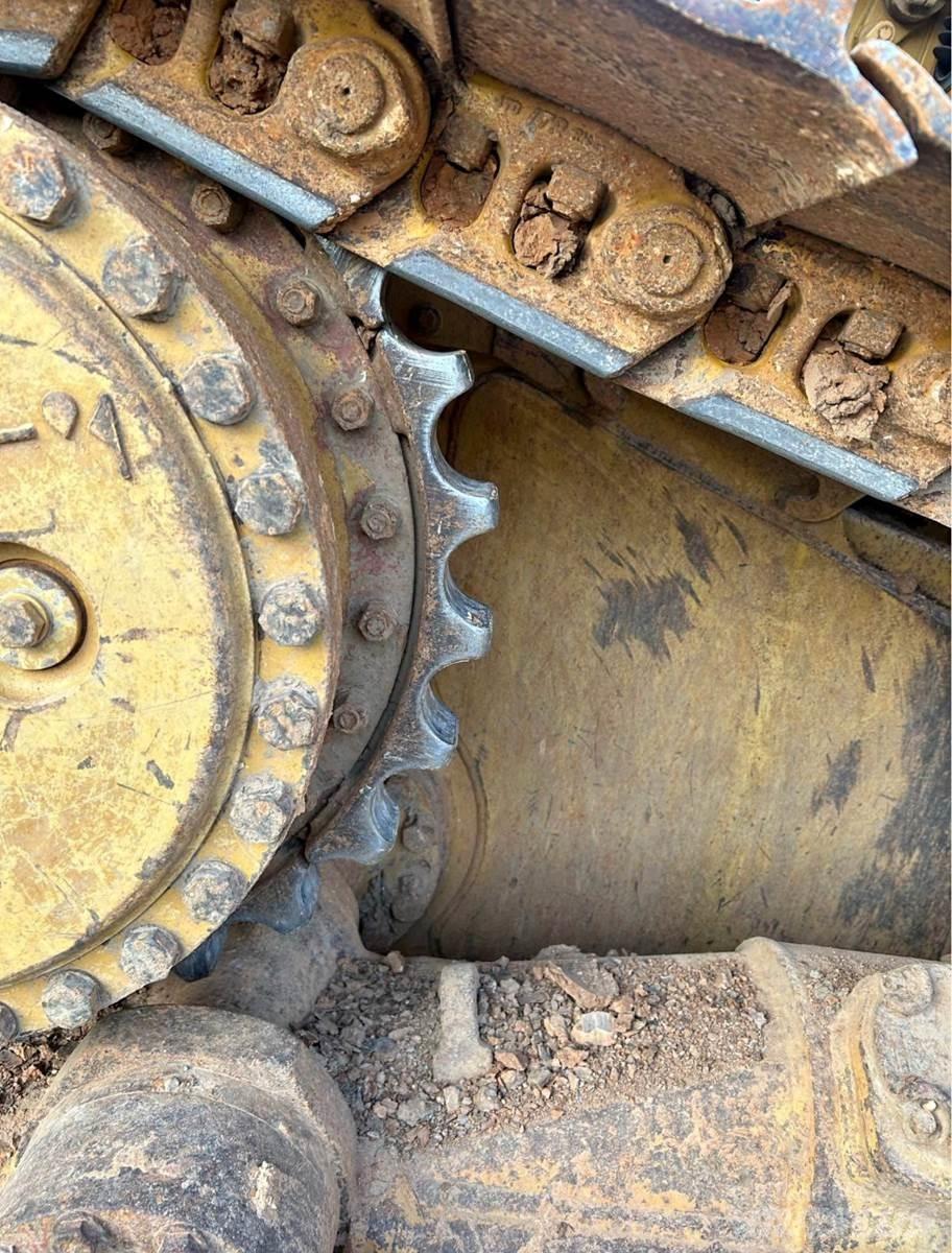 CAT D6M XL Pásové dozery