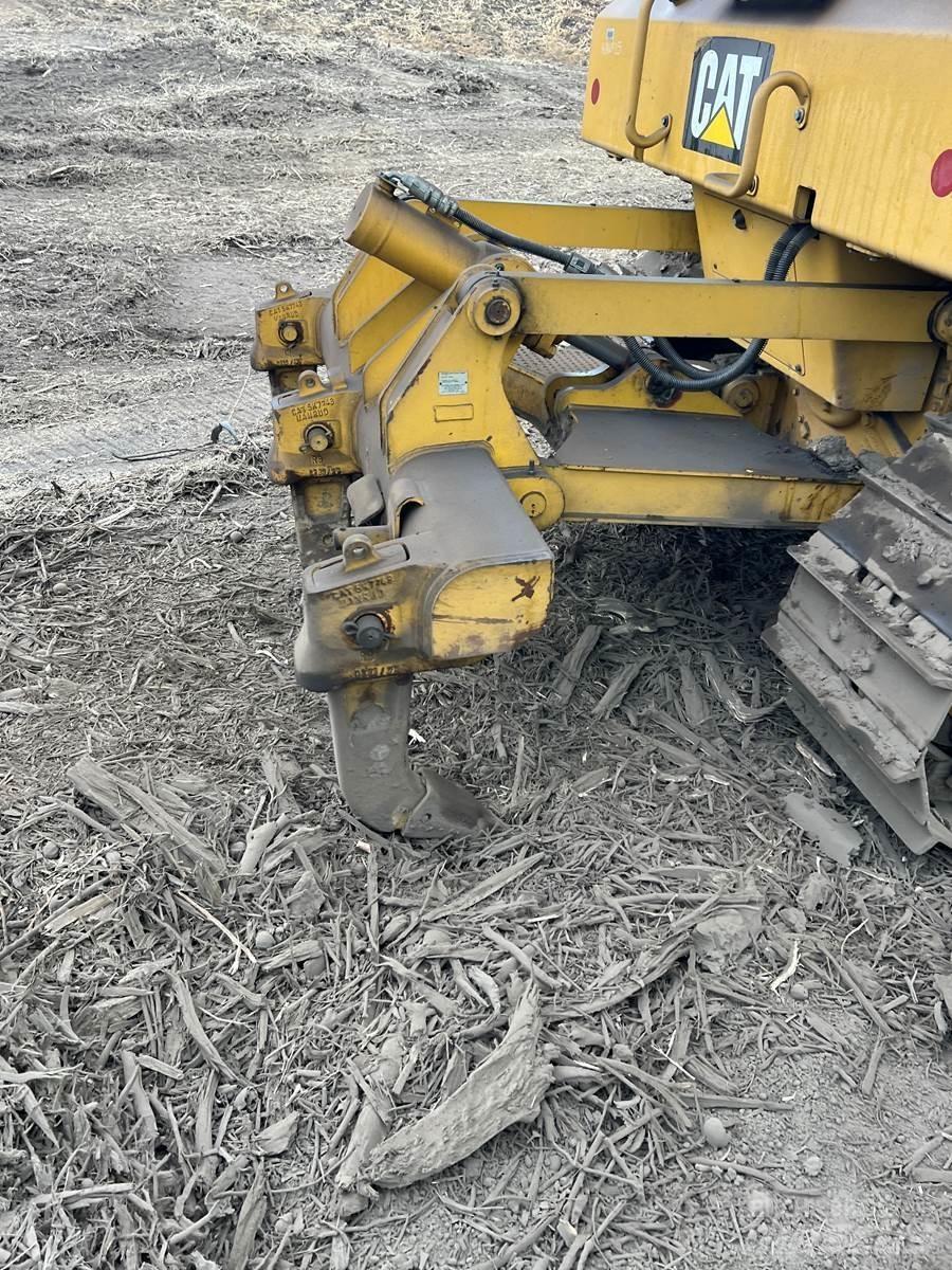 CAT D6N XL Pásové dozery