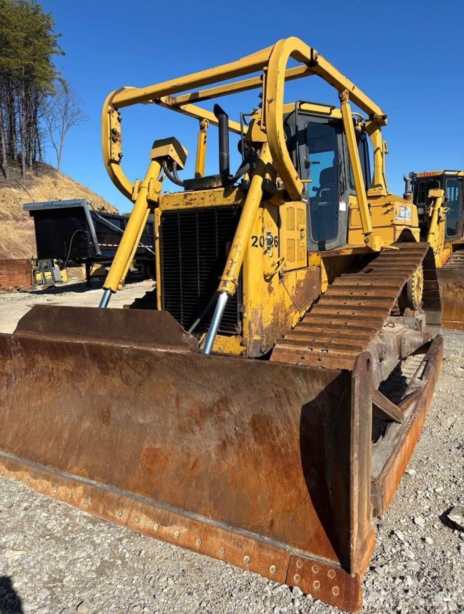 CAT D6R Pásové dozery