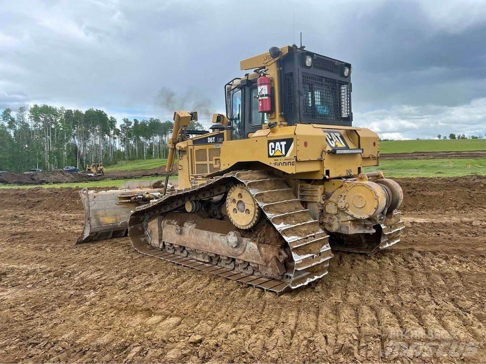 CAT D6T Pásové dozery