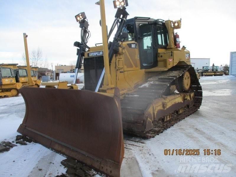 CAT D6T Pásové dozery