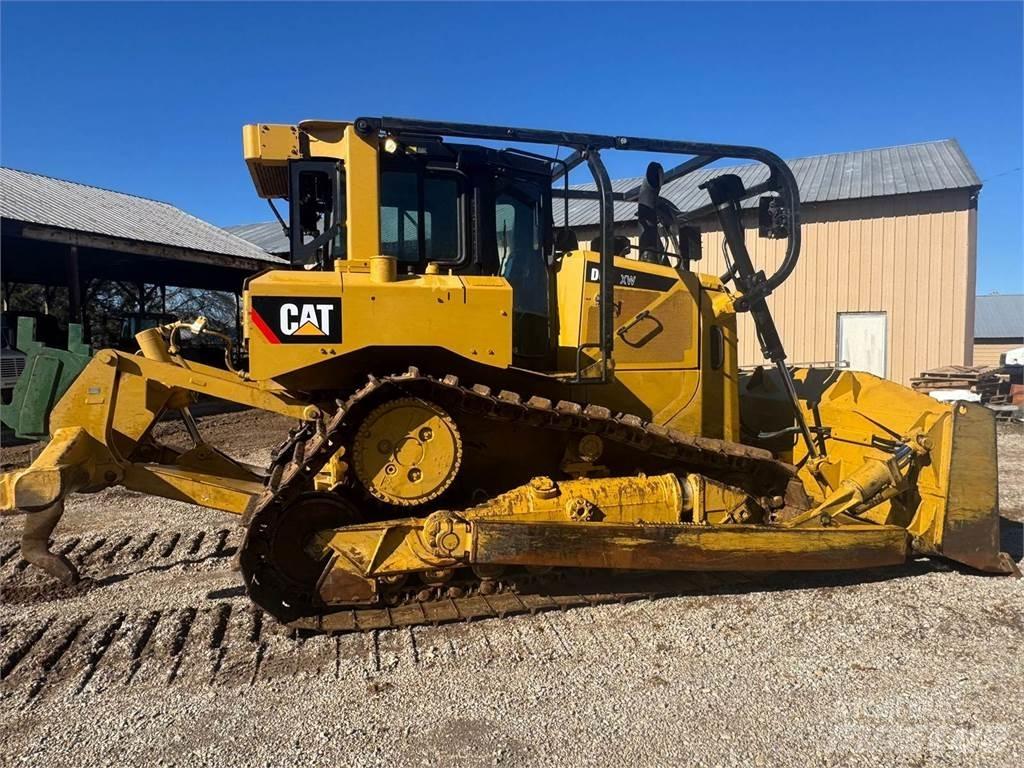 CAT D6T XW Pásové dozery